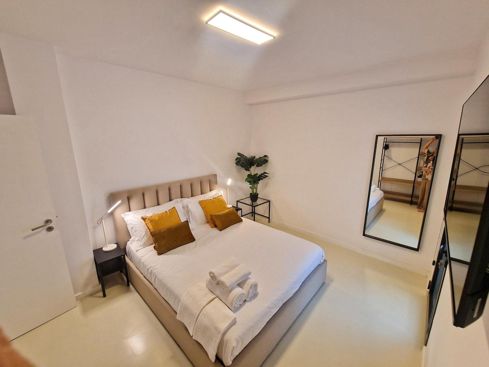 Firstfloorby22